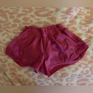 Sonic pink lululemon hotty hots size 4 length 2.5
